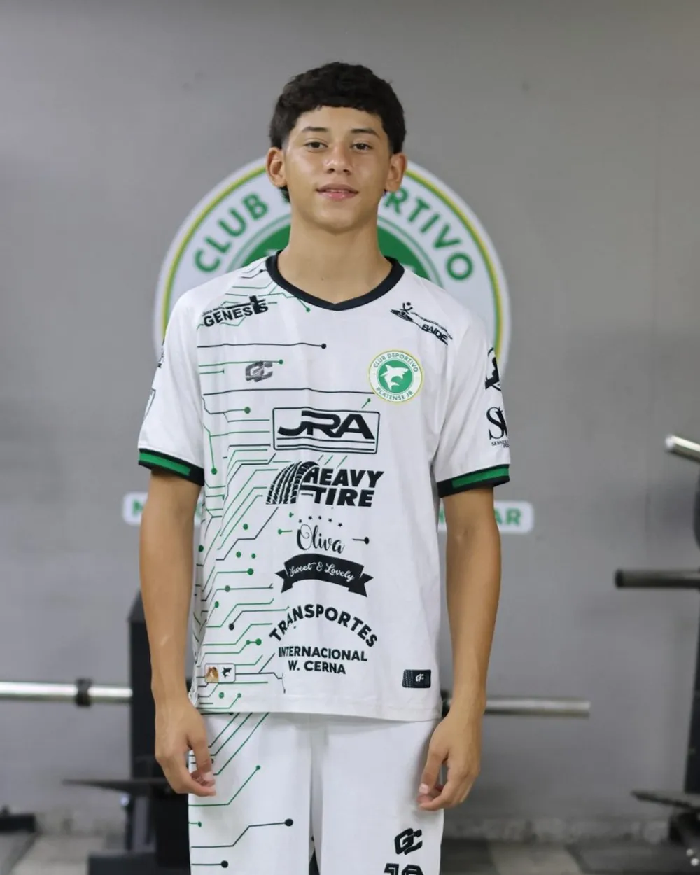 Jugador con el uniforme local blanco